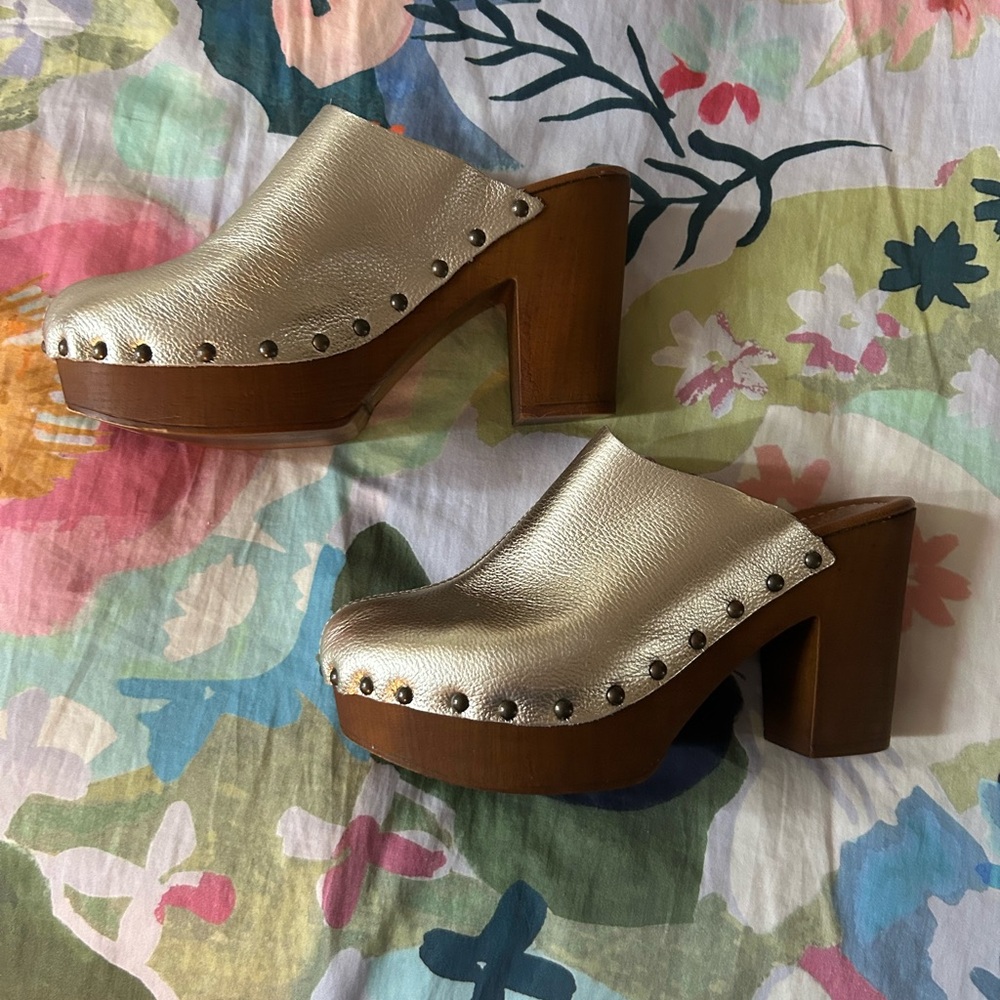 Seychelles Metallic Gold Studded Mules